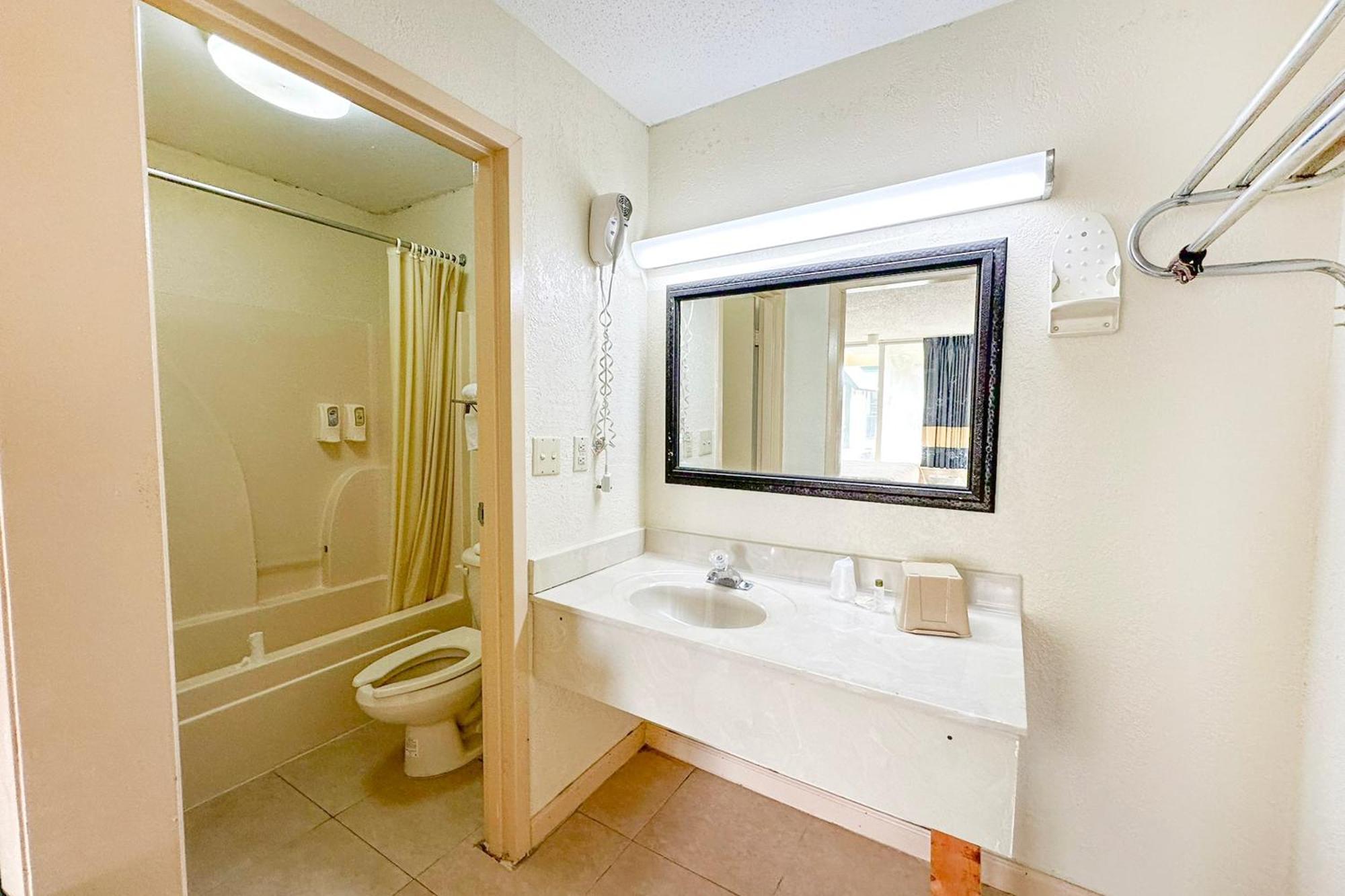 Super Inn&Suites Milledgeville Esterno foto